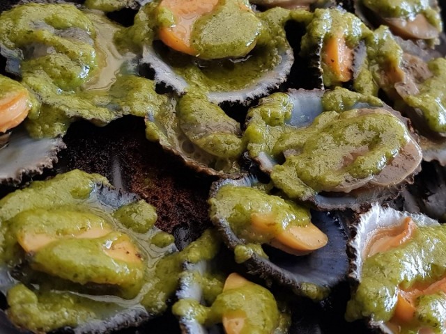 Grilled Limpets or Lapas