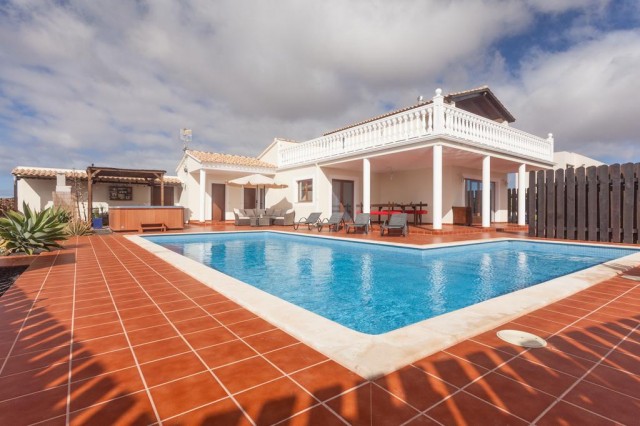 The Fit Retreat Villa Lajares With Out Door Pool Has Three Bedrooms Which Can Be Let Individually.