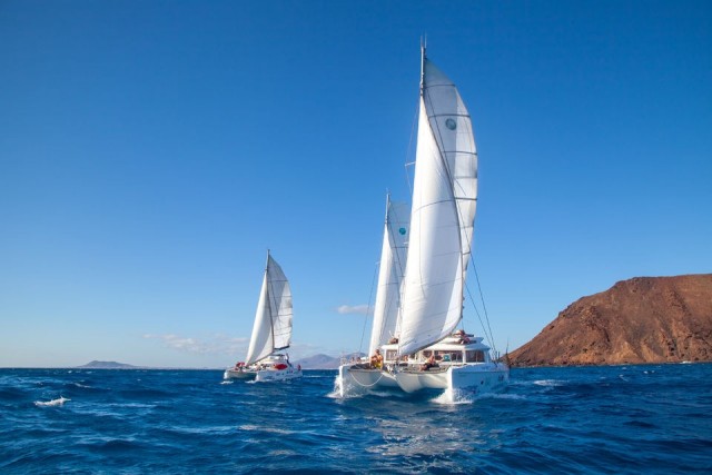 Lobos Island Sailing Tour